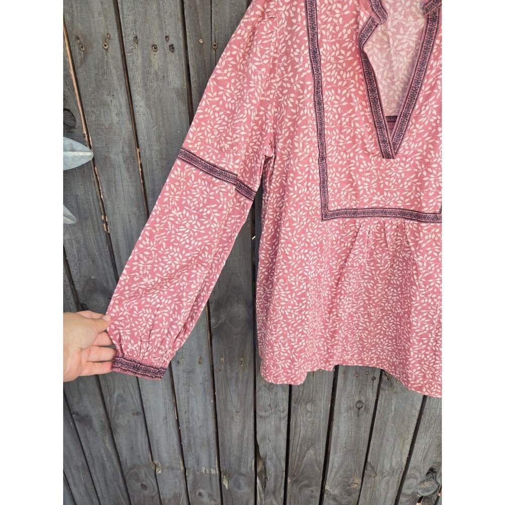 FAHERTY Aurora Leaf Print Peasant Boho Top in Mauve Leaf Batik - Picture 5 of 9